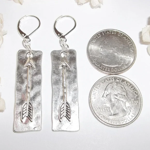 Silver Arrow Earrings Southwestern Statement Hammered Metal Western Style C903 - Picture 2 of 8